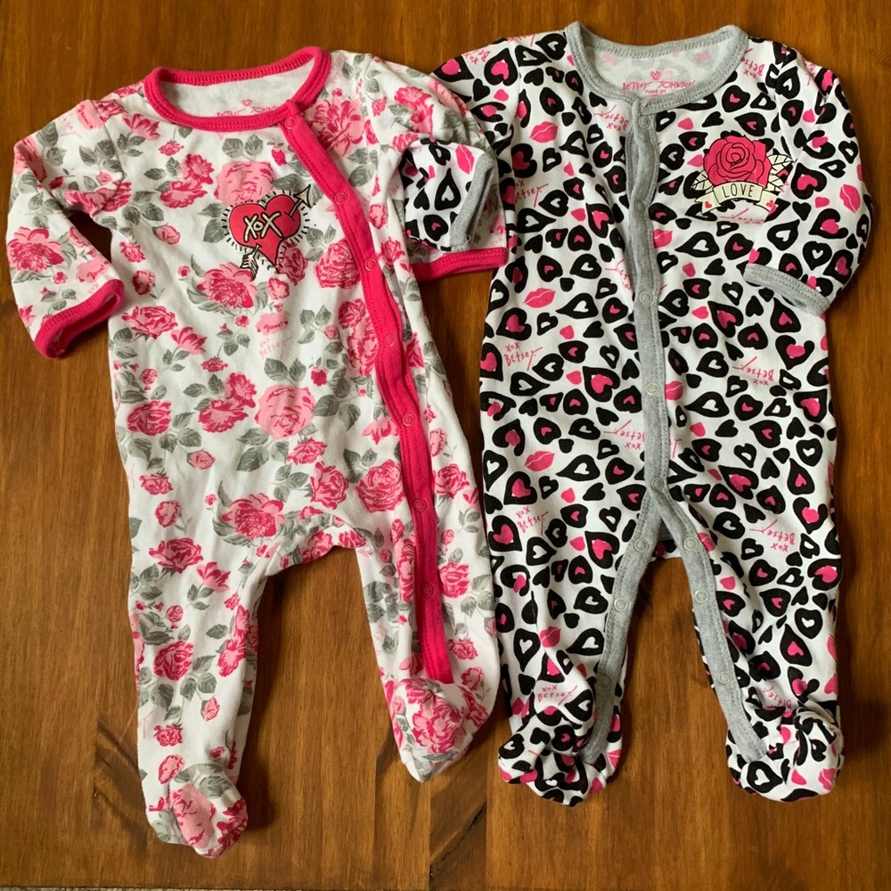 Betsey Johnson Set of 2 Footie Body Suits